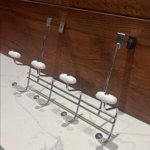 🔥‼️Chrome and White Wall-Mounted Coat Rack‼️🔥